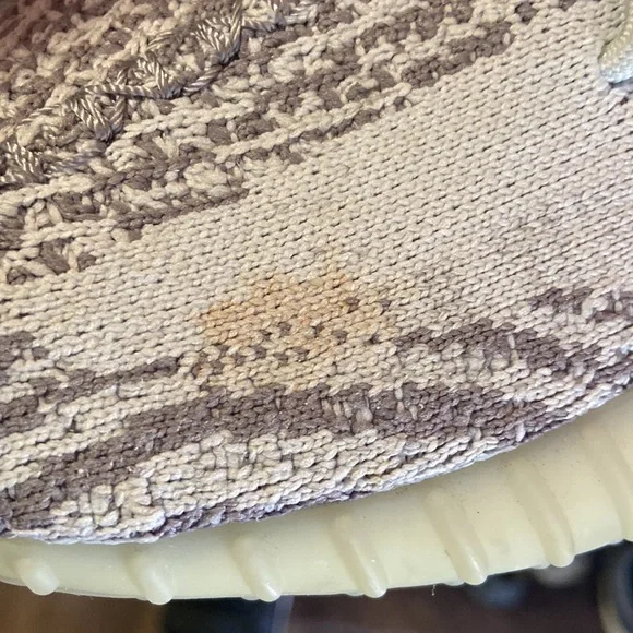 Yeezy boost 350 v2
